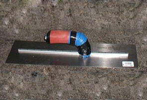 Photo 4 - Flat Trowel – Source: Tip Sheet: Concrete Trowel Handles – Produced under CPWR Agreement #1020-=005-56